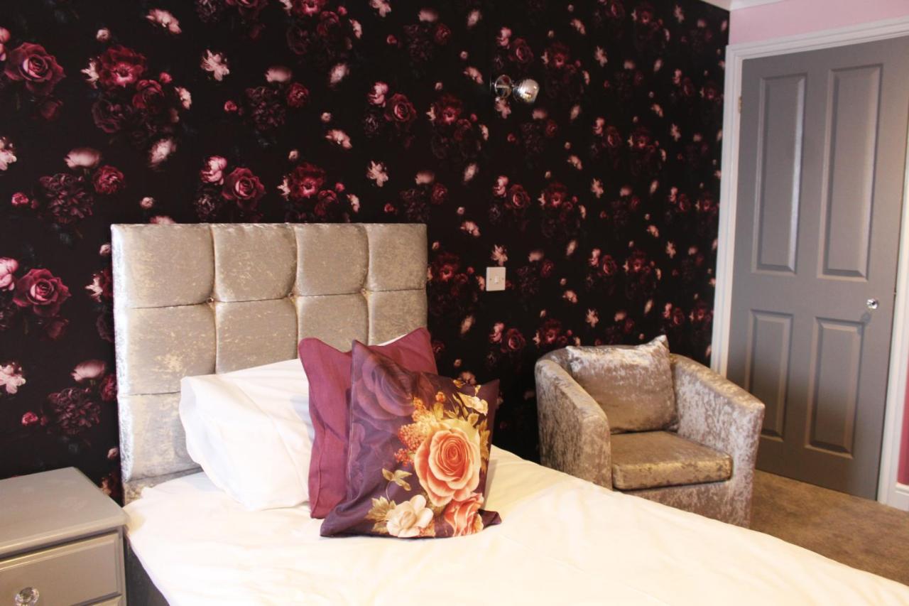 Blacksmiths Boutique B&B Robin Hood's Bay Esterno foto