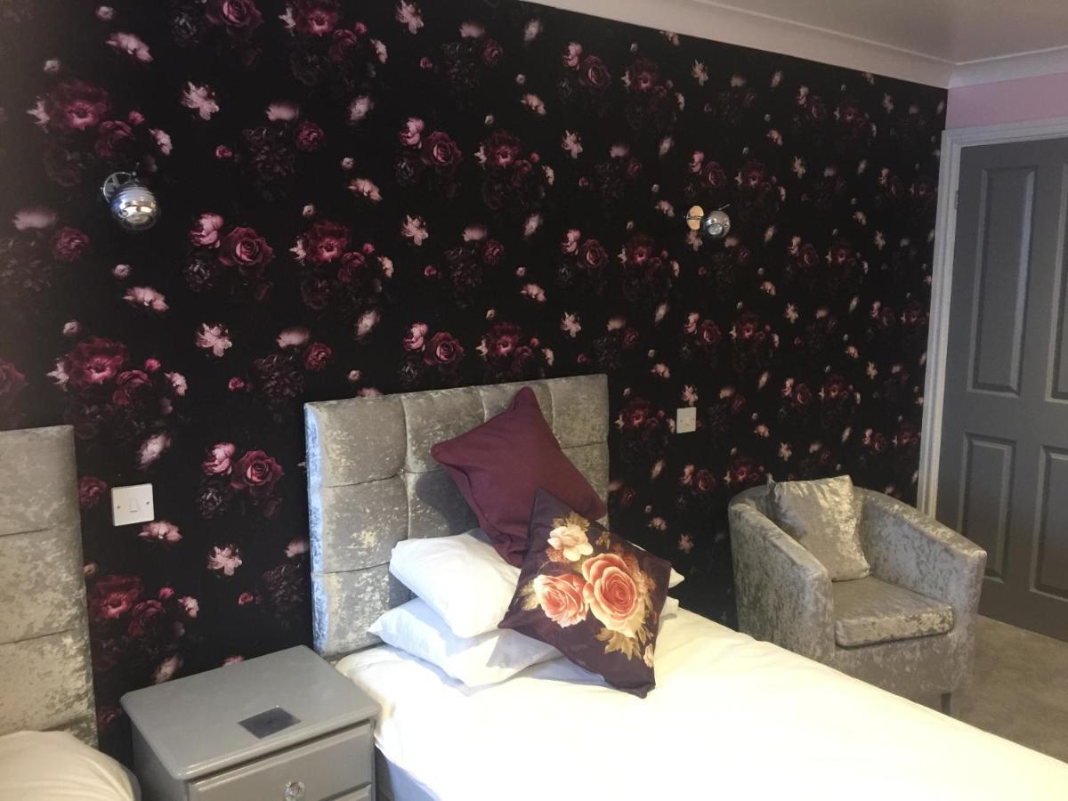 Blacksmiths Boutique B&B Robin Hood's Bay Esterno foto