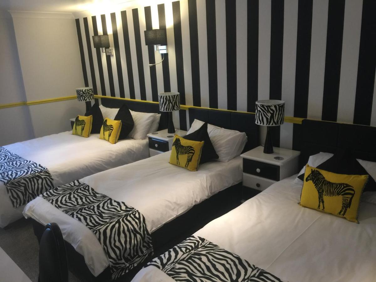 Blacksmiths Boutique B&B Robin Hood's Bay Esterno foto