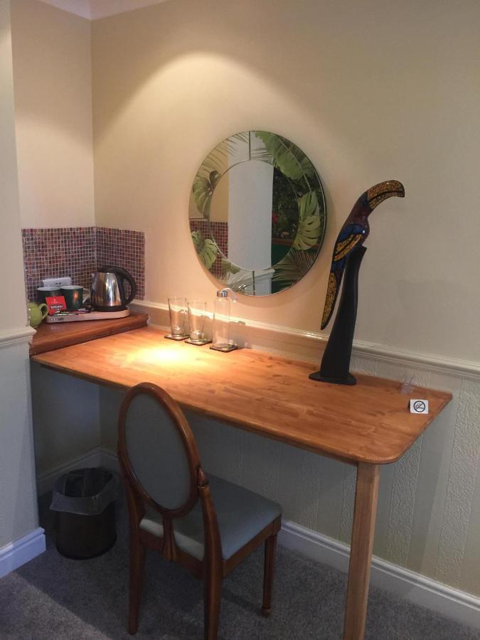 Blacksmiths Boutique B&B Robin Hood's Bay Esterno foto